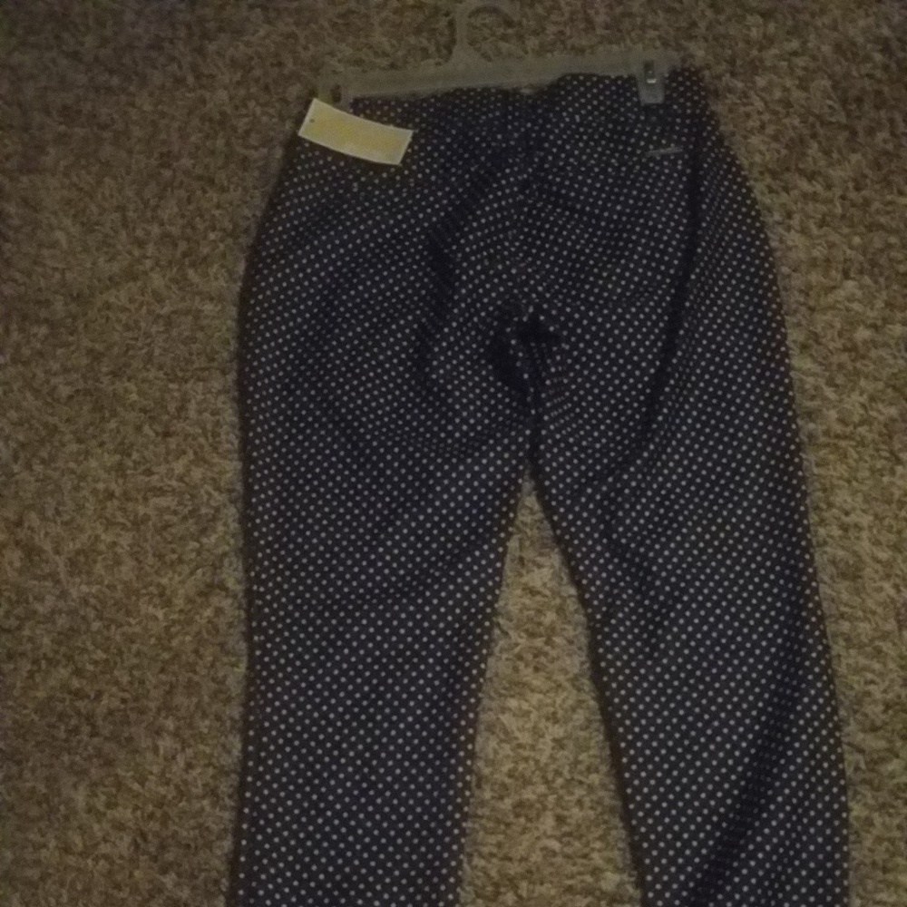pants - Picture 2 of 5